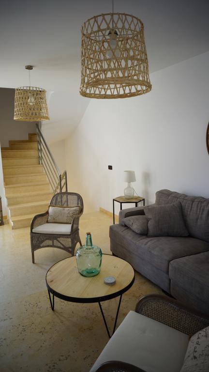 Tinajas - No Noise Villa คอร์ราเลโฮ ภายนอก รูปภาพ