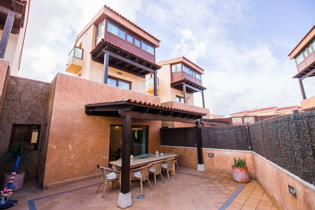 Tinajas - No Noise Villa คอร์ราเลโฮ ภายนอก รูปภาพ